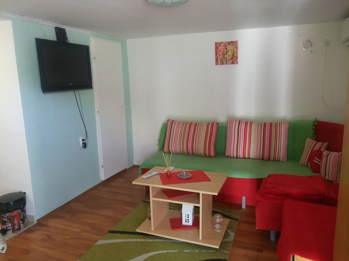 Apartmani Jankovic 维尔蒂尼克 外观 照片
